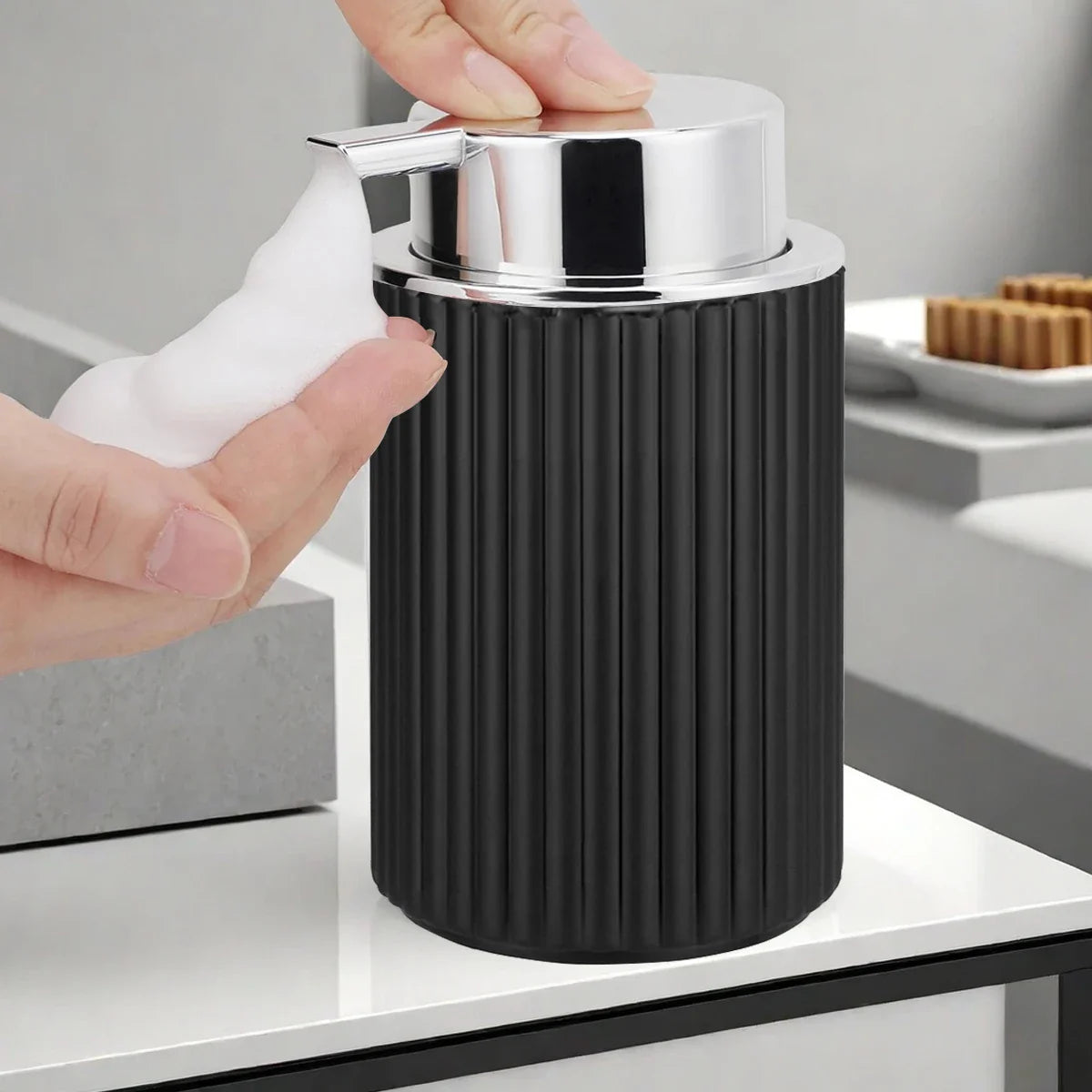 Elegant Foaming Soap Dispenser – Refillable Matte Pump