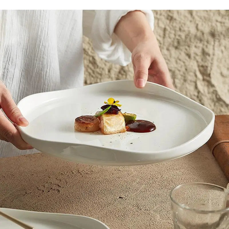 Elegant Ceramic Dinner Plate - Irregular Design for Modern Dining