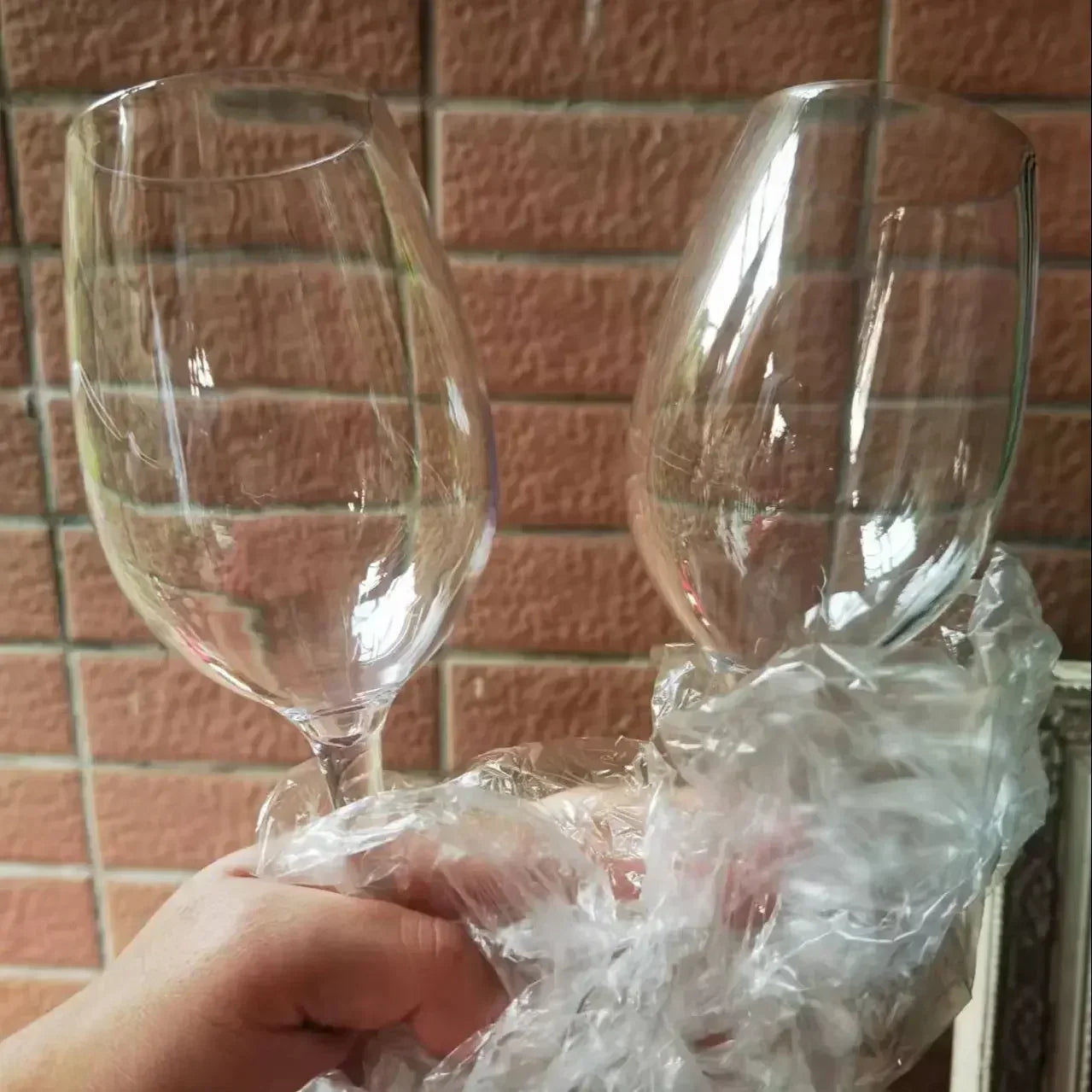 Unbreakable Tritan Crystal Wine Glass - Elegant and Durable
