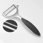 Elegant Stainless Steel Vegetable Peeler - Effortless Precision