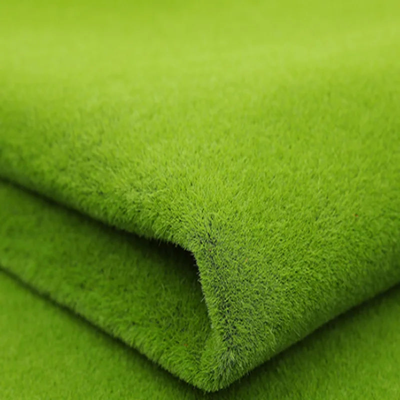 Luxurious Artificial Grass Rug for Elegant Home Décor